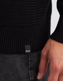 Pull matière fantaisie
