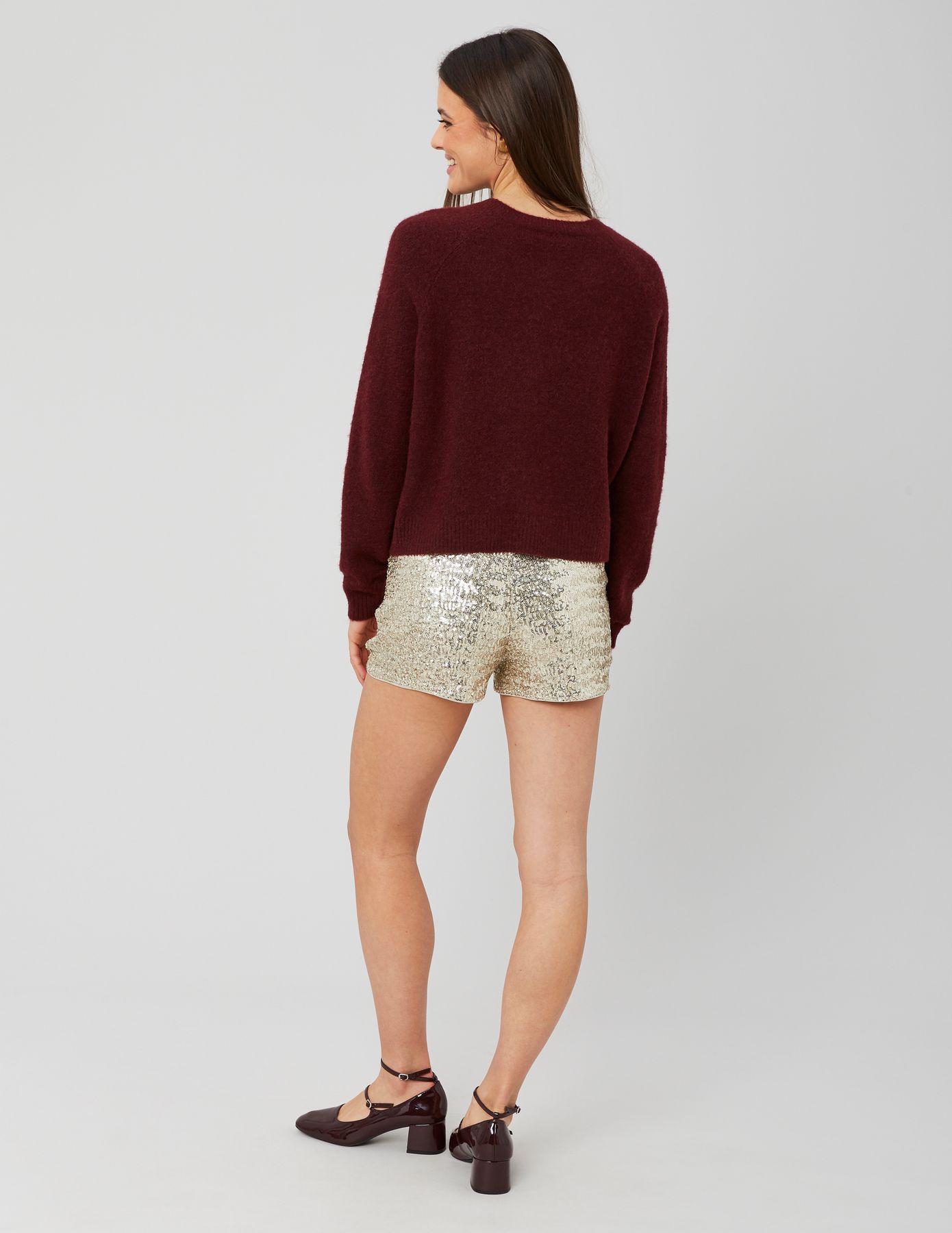 Short à sequins dorés