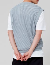 Pull uni sans manches