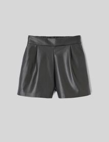 Short en tissu enduit