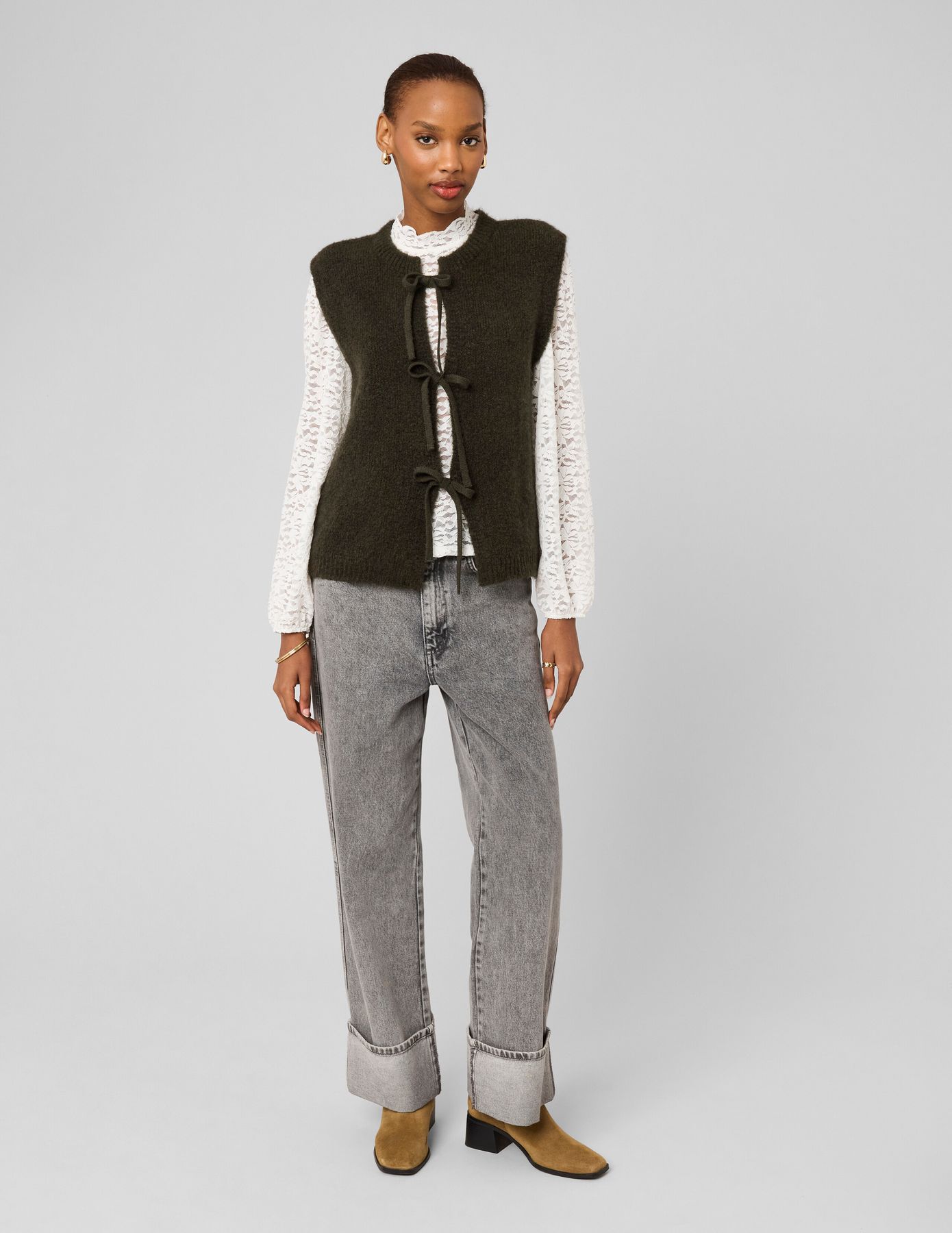 Gilet sans manche &agrave; n&oelig;uds