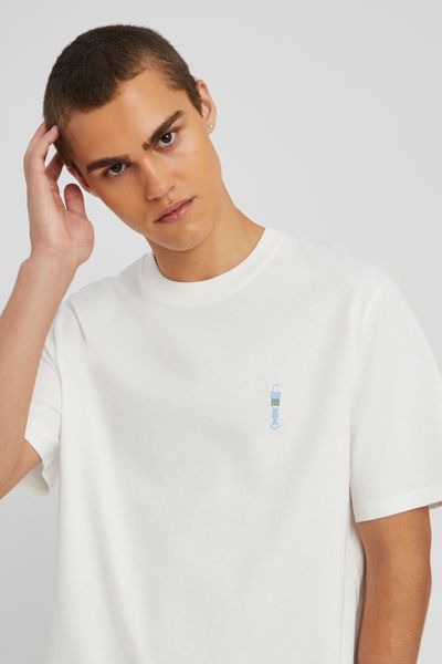 T-shirt broderie poitrine