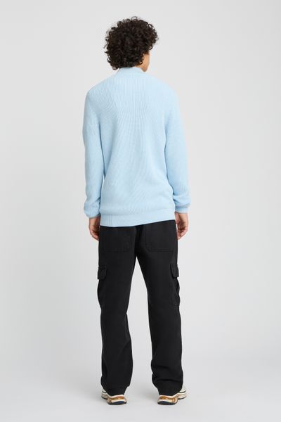 Pull avec col montant zippé