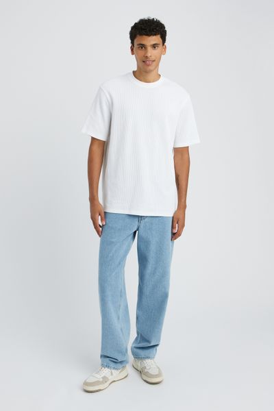 T-shirt structur&eacute; c&ocirc;tes