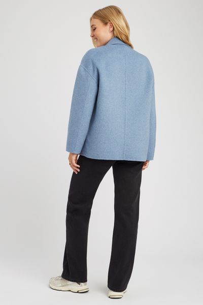 Manteau court en laine
