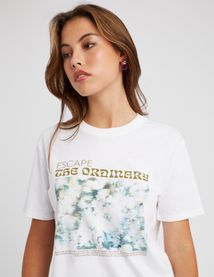 T-shirt imprim&eacute;