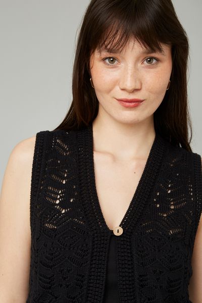 Gilet sans manches en crochet