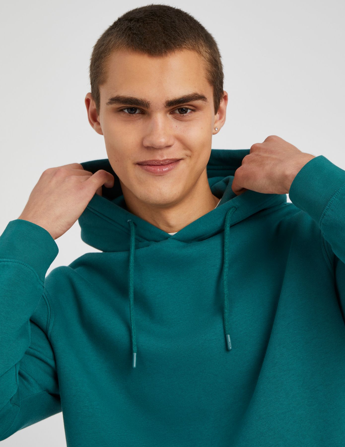 Sweat basique à capuche