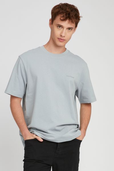 T-shirt embossé devant dos