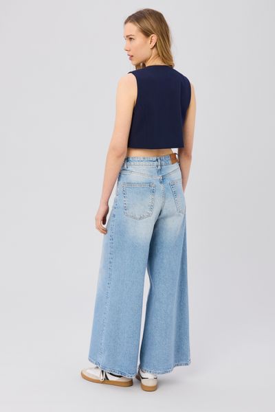 Veste boutonn&eacute;e