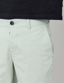 Bermuda chino