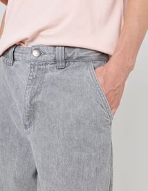 Jean skater gris clair