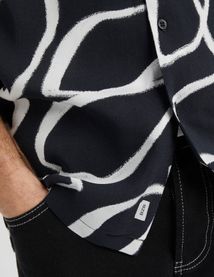 Chemisette imprim&eacute;e fluide