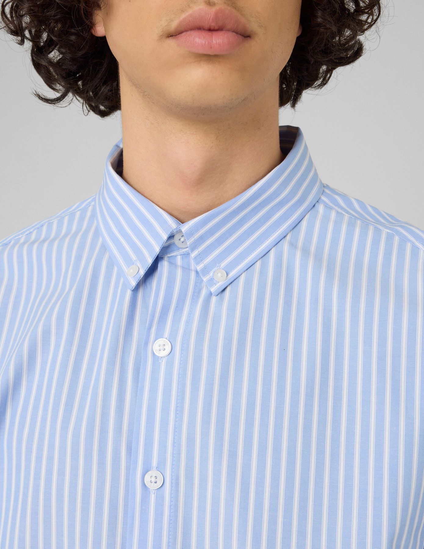 Chemise ray&eacute;e imprim&eacute;e dos