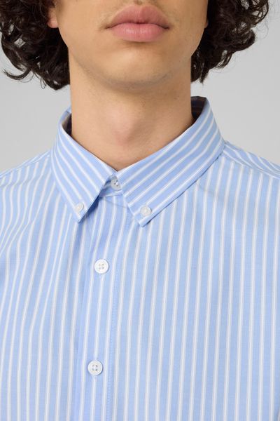 Chemise ray&eacute;e imprim&eacute;e dos