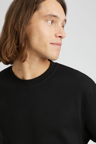 T-shirt structur&eacute; c&ocirc;tes