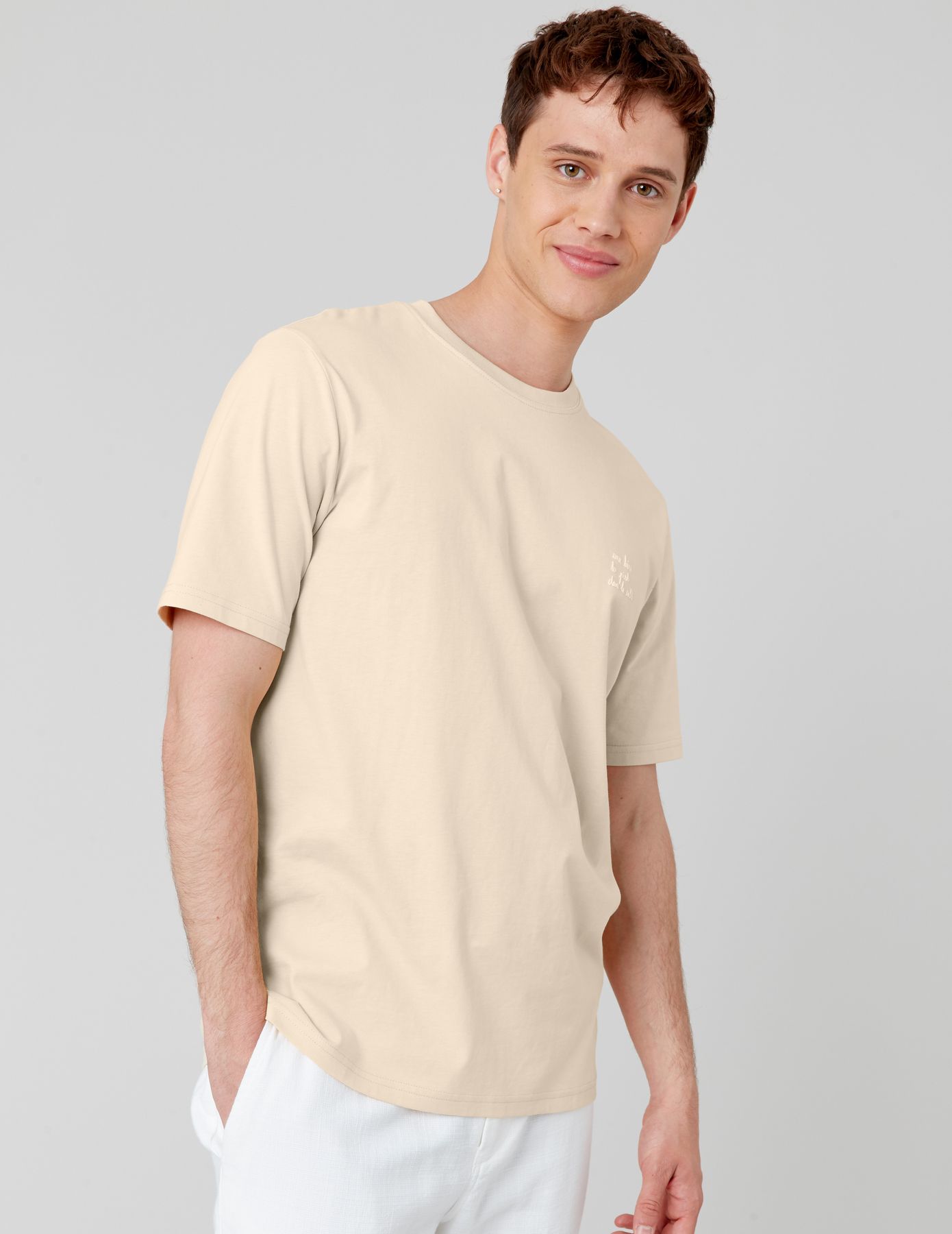 T-shirt message poitrine