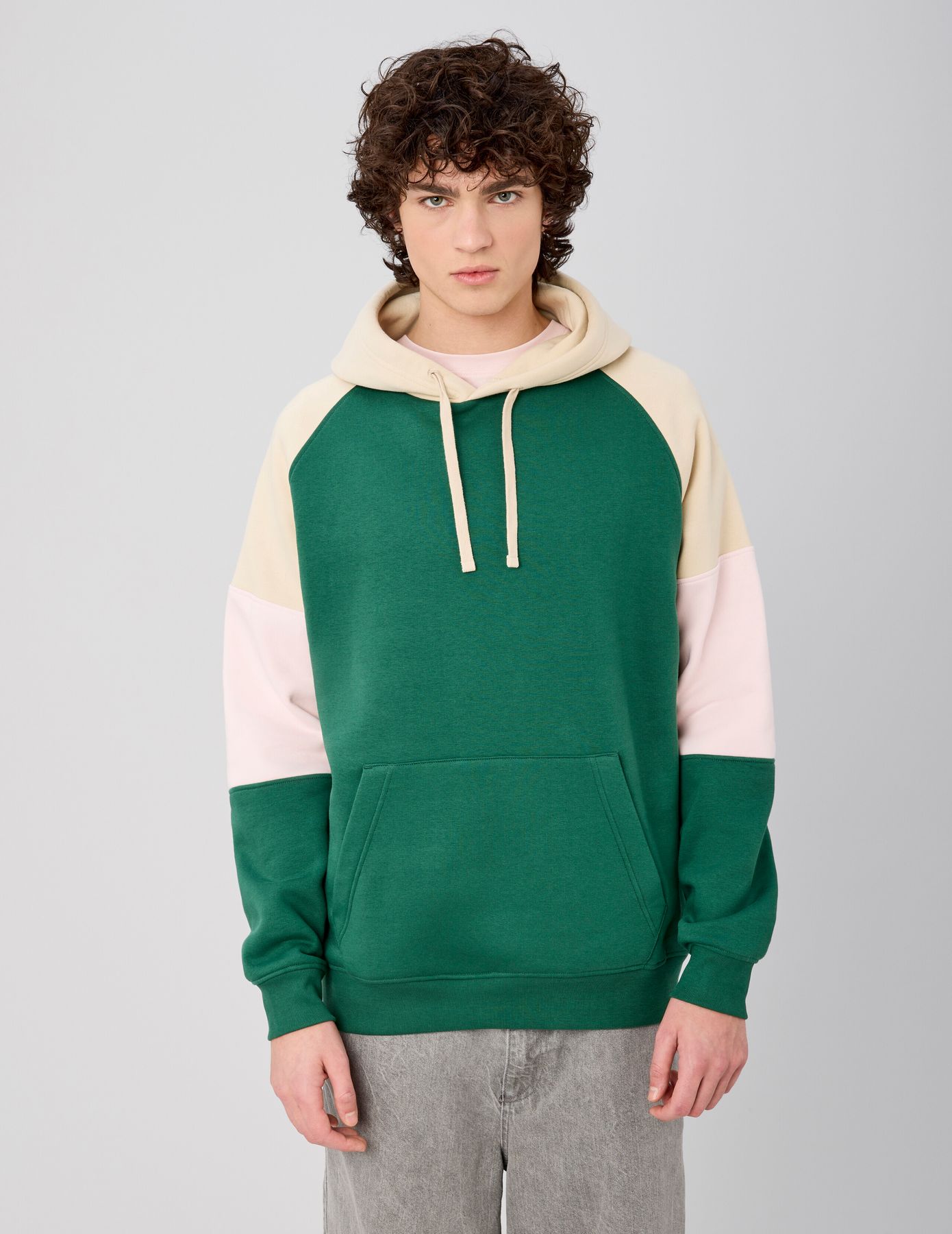 Sweat colorblock &agrave; capuche