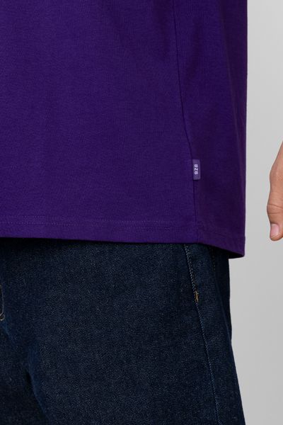 T-shirt broderie poitrine