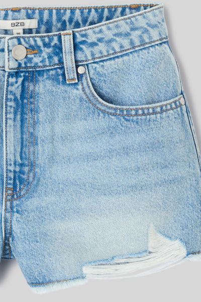Short en Denim Raw cut