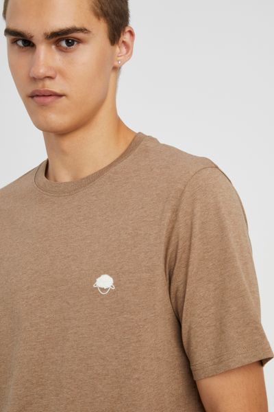 T-shirt brod&eacute;