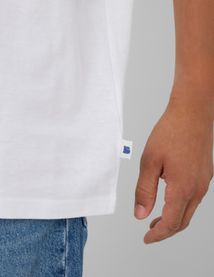 T-shirt broderie poitrine