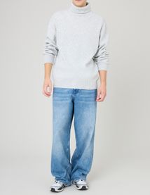 Pull col roul&eacute;