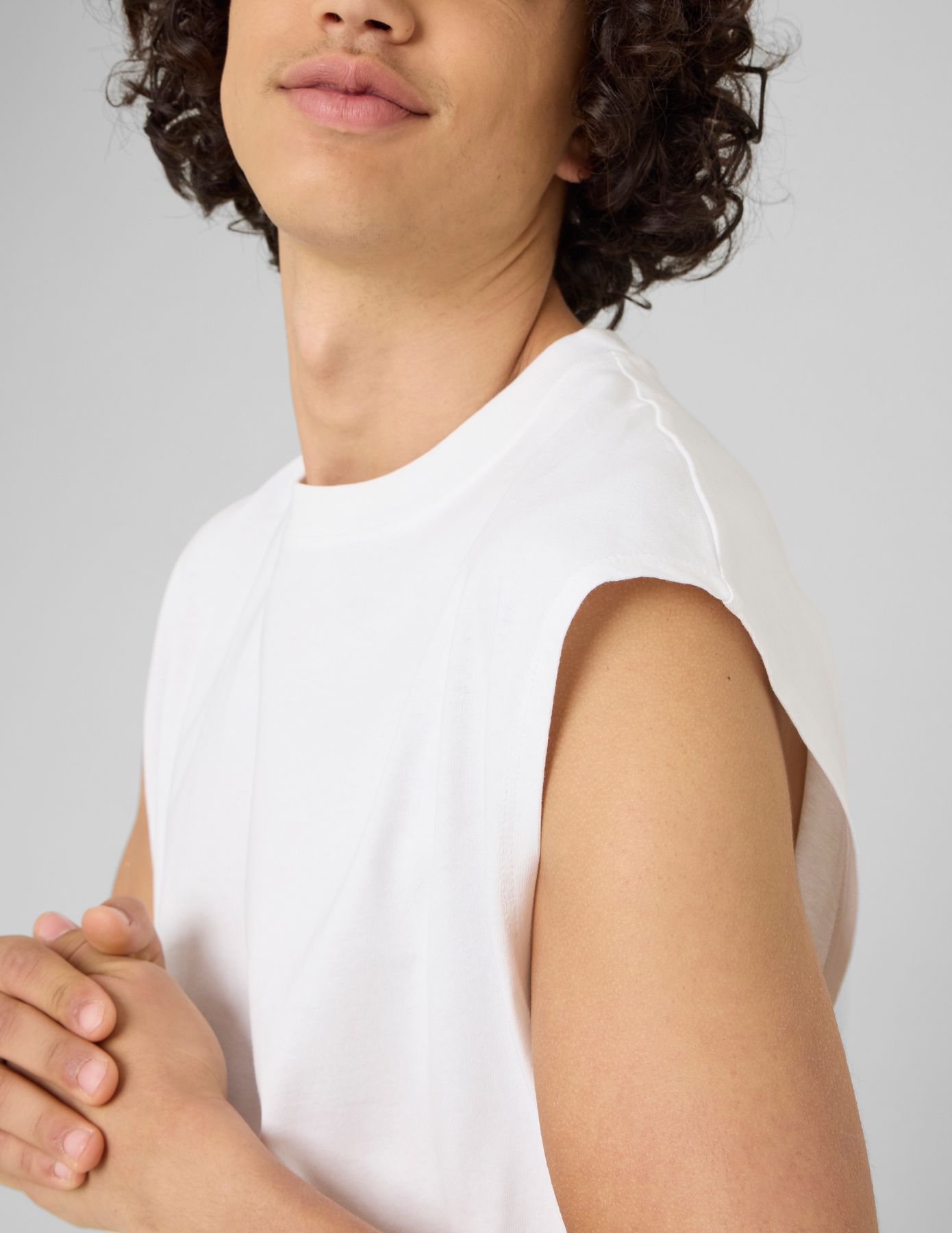 T-shirt sans manche
