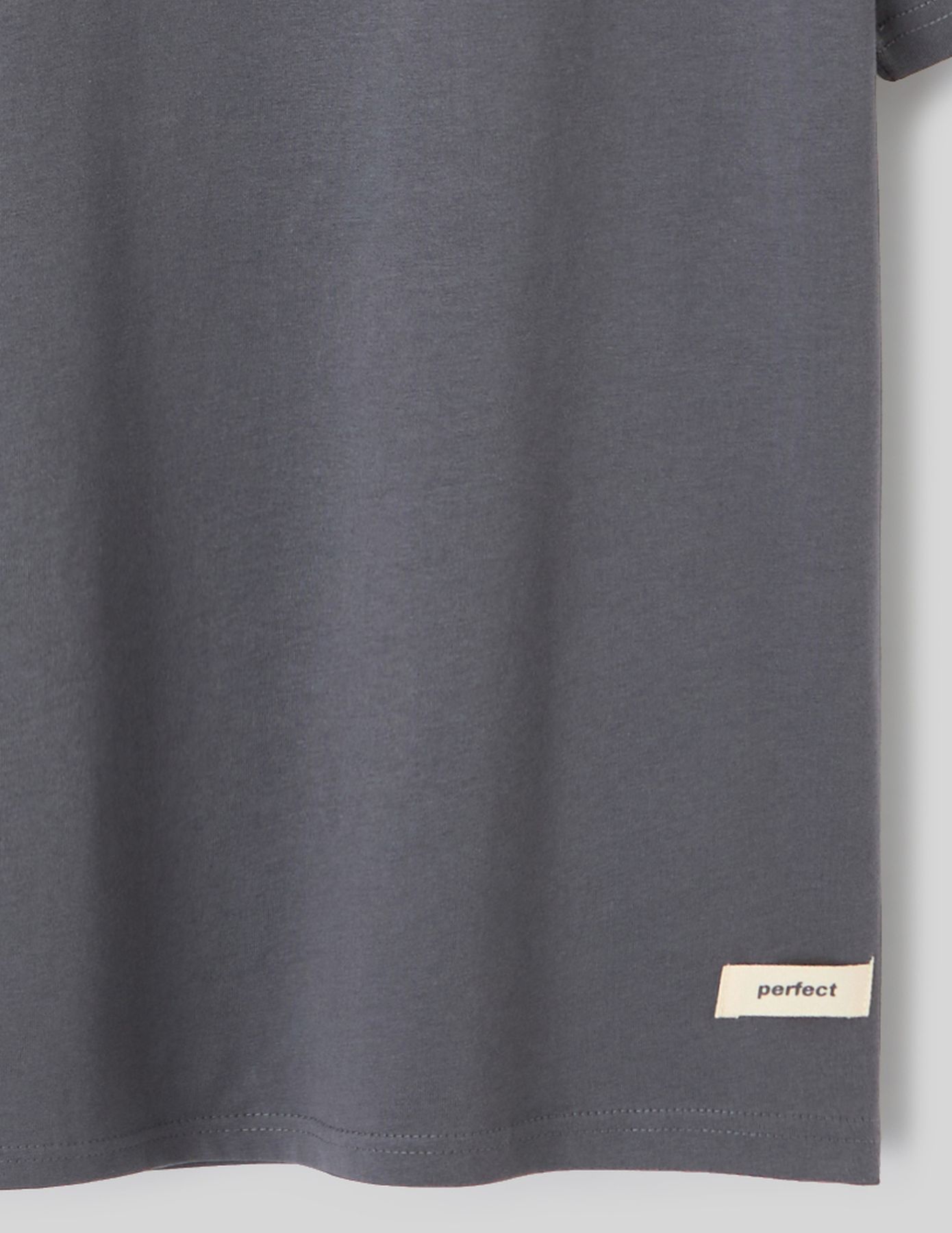 T-shirt avec &eacute;tiquette message