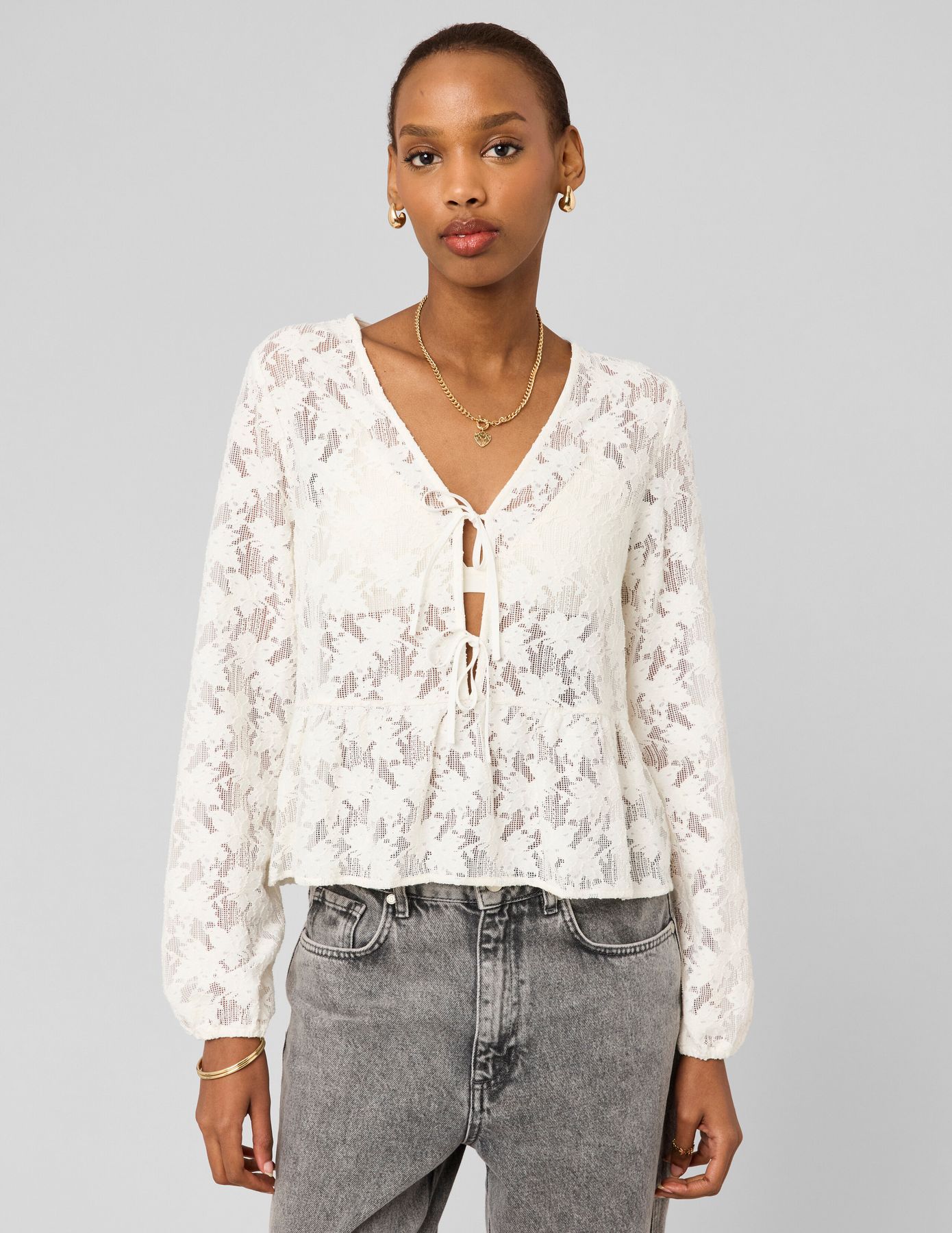 T-shirt en crochet &agrave; nouer