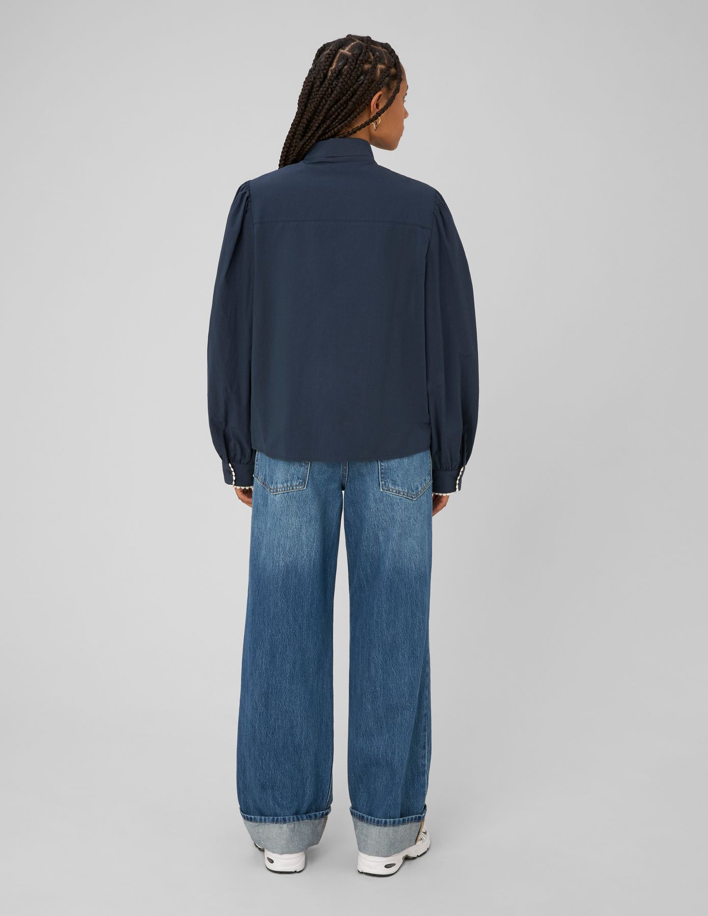 Blouse &agrave; col lavali&egrave;re