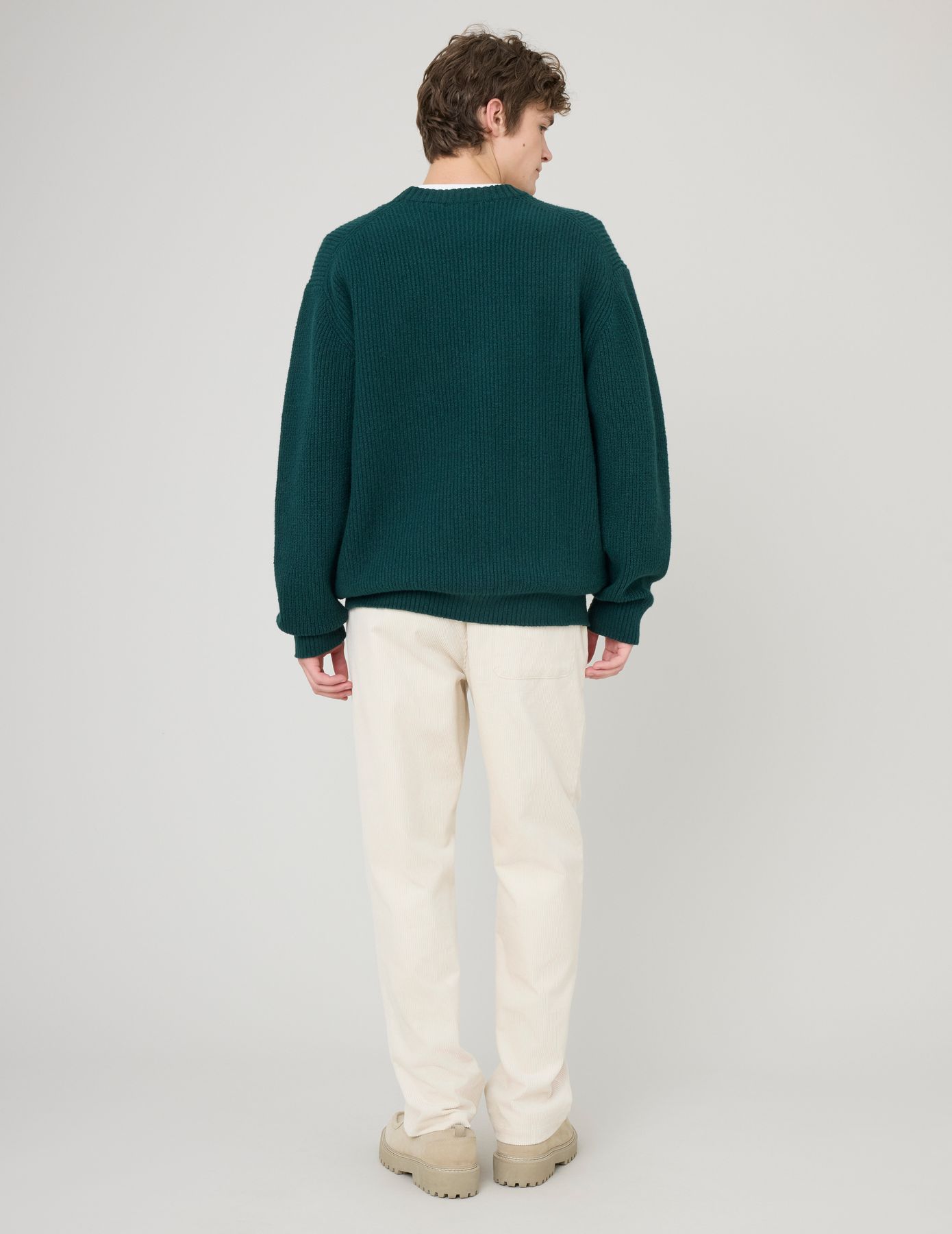 Pull broderie fantaisie