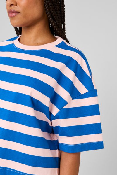 T-shirt crop ray&eacute;