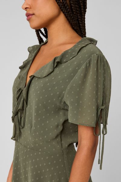 Robe courte en plumetis