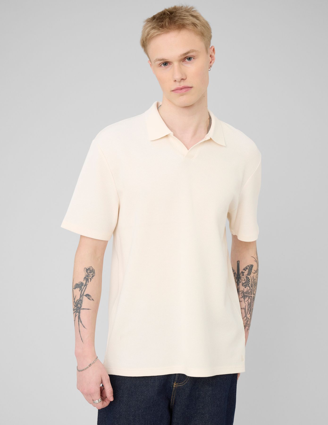 Polo mati&egrave;re gaufr&eacute;e