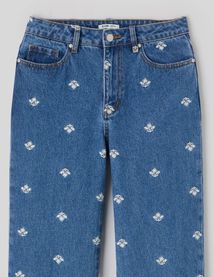 Jean straight brod&eacute;