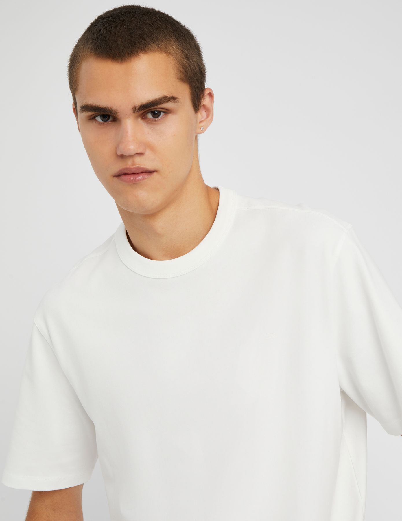 T-shirt lourd touch&eacute; peau de p&ecirc;che