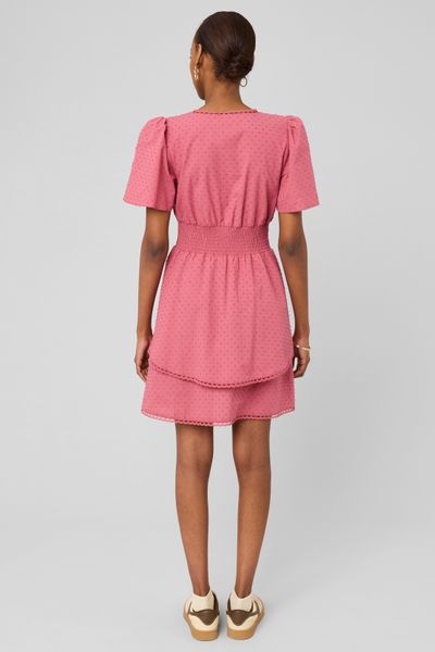 Robe &agrave; volants