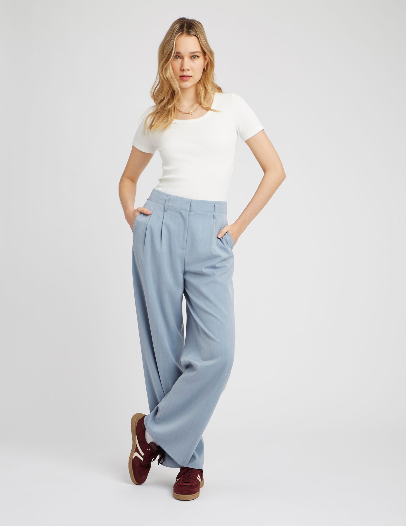 Pantalon tailleur rayé
