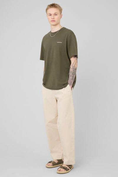 T-shirt broderie poitrine