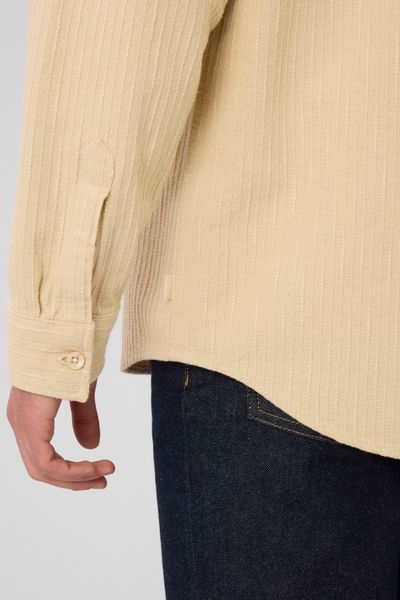 Surchemise reli&eacute;f&eacute;e