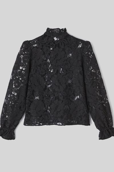 Chemise en dentelle