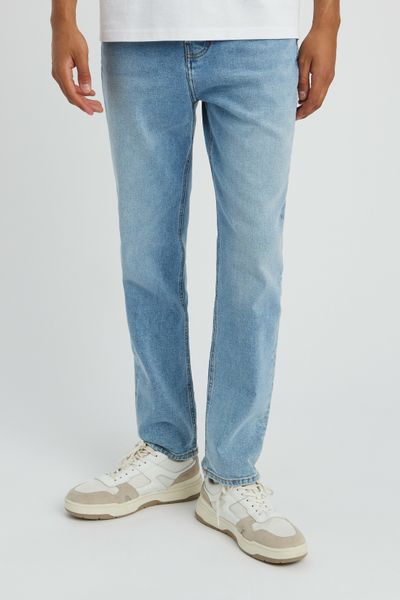 Jean straight triple stone