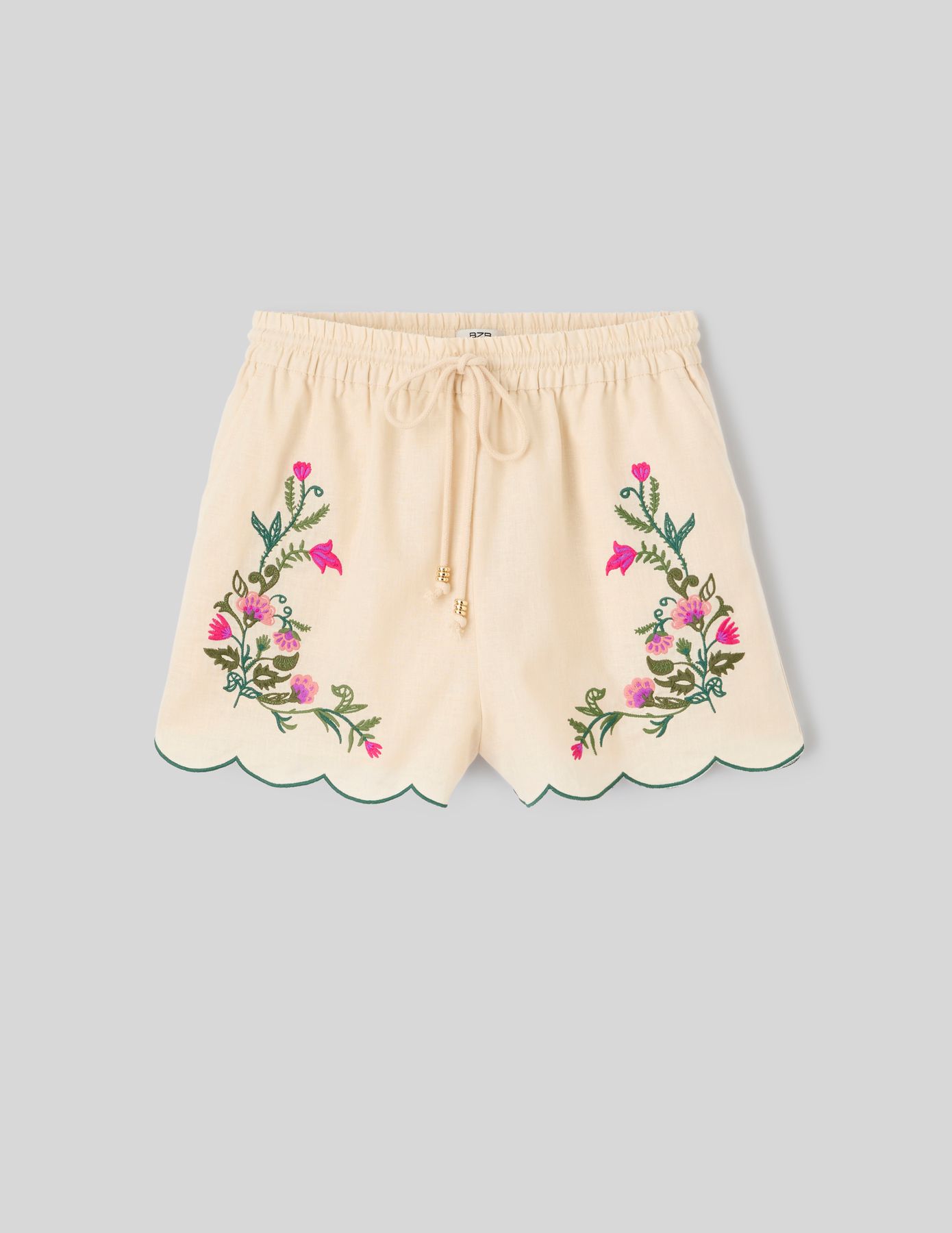 Short brod&eacute;