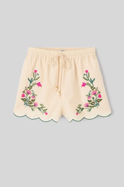 Short brod&eacute;
