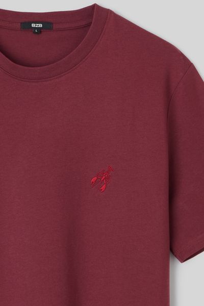 T-shirt broderie poitrine