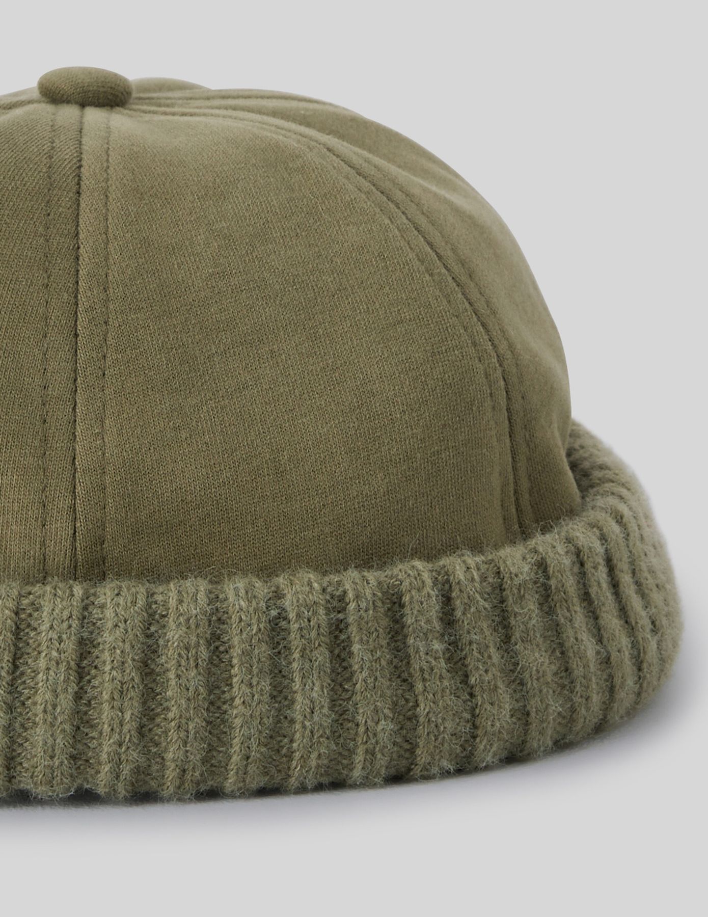 Bonnet style docker