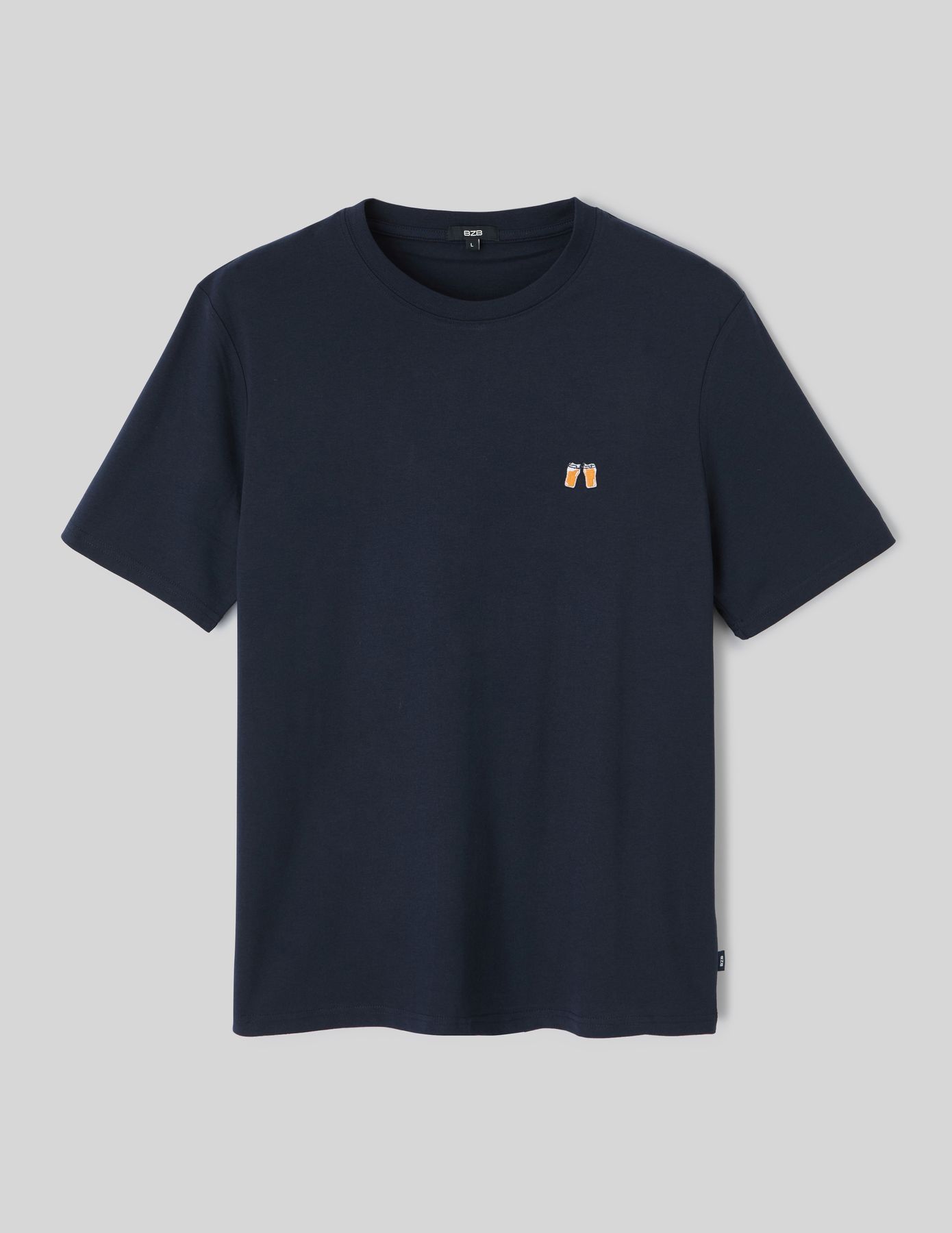 T-shirt broderie poitrine