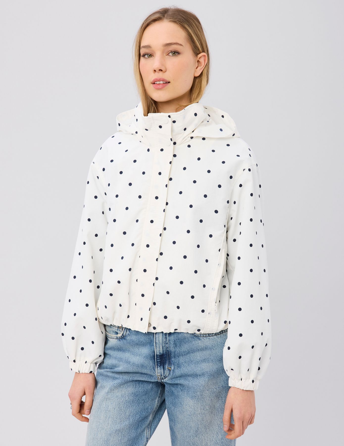 Blouson l&eacute;ger imprim&eacute; pois