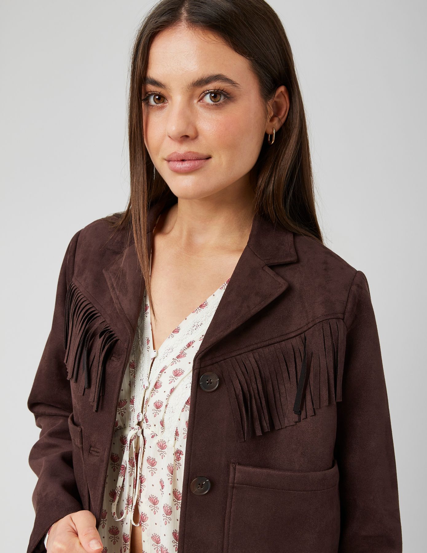 Veste su&eacute;dine &agrave; frange